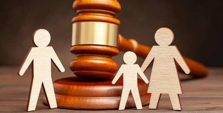 Quando a ficção inspira a realidade: o impacto social de uma cena de novela na busca por pensão alimentícia na Baixada Fluminense