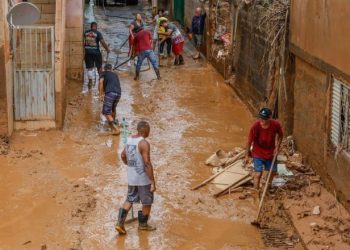 Enchentes em Ubá cria alerta na população sobre como manter a saúde neste cenário de caos