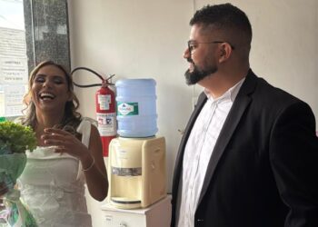 Do Buquê de Alface ao Altar: A História de Amor Saudável de Crys e Julian