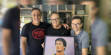 Idolo da lendária geração de 80 do Flamengo, Leandro ganha biografia
